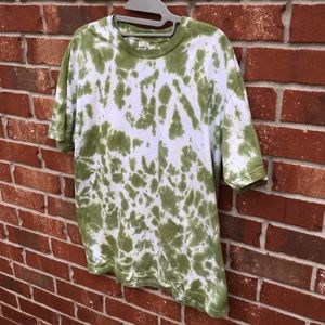 Olive Tie Dye Unisex Shirt Adult Large.